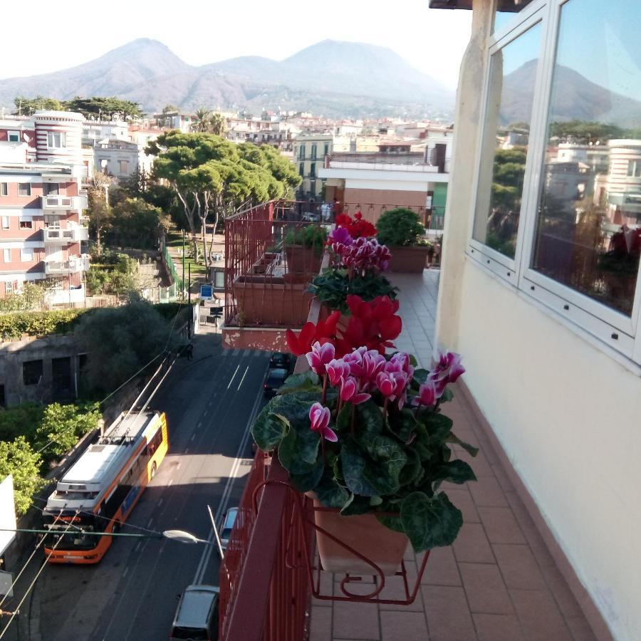 Bblabellavista Bed & Breakfast Portici Bagian luar foto